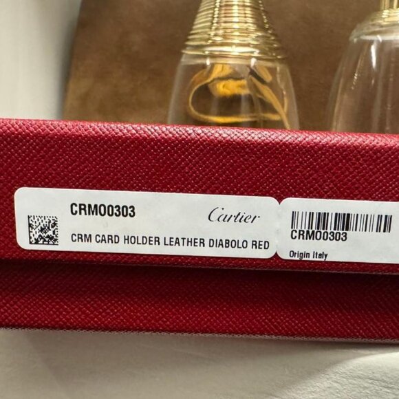 Elegant Red Card Holder - Picture 4 of 5